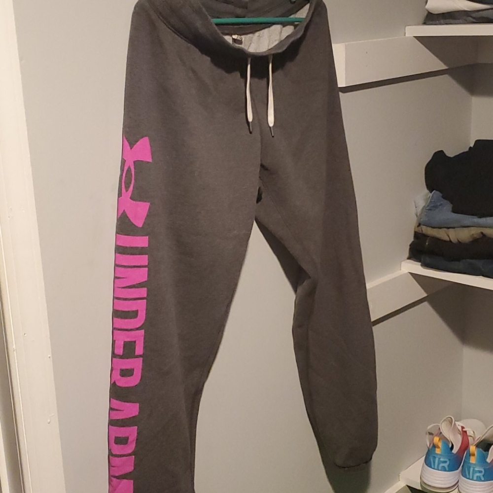 Under Armour Sweatsuit